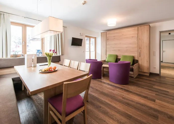 Bacher アパート *